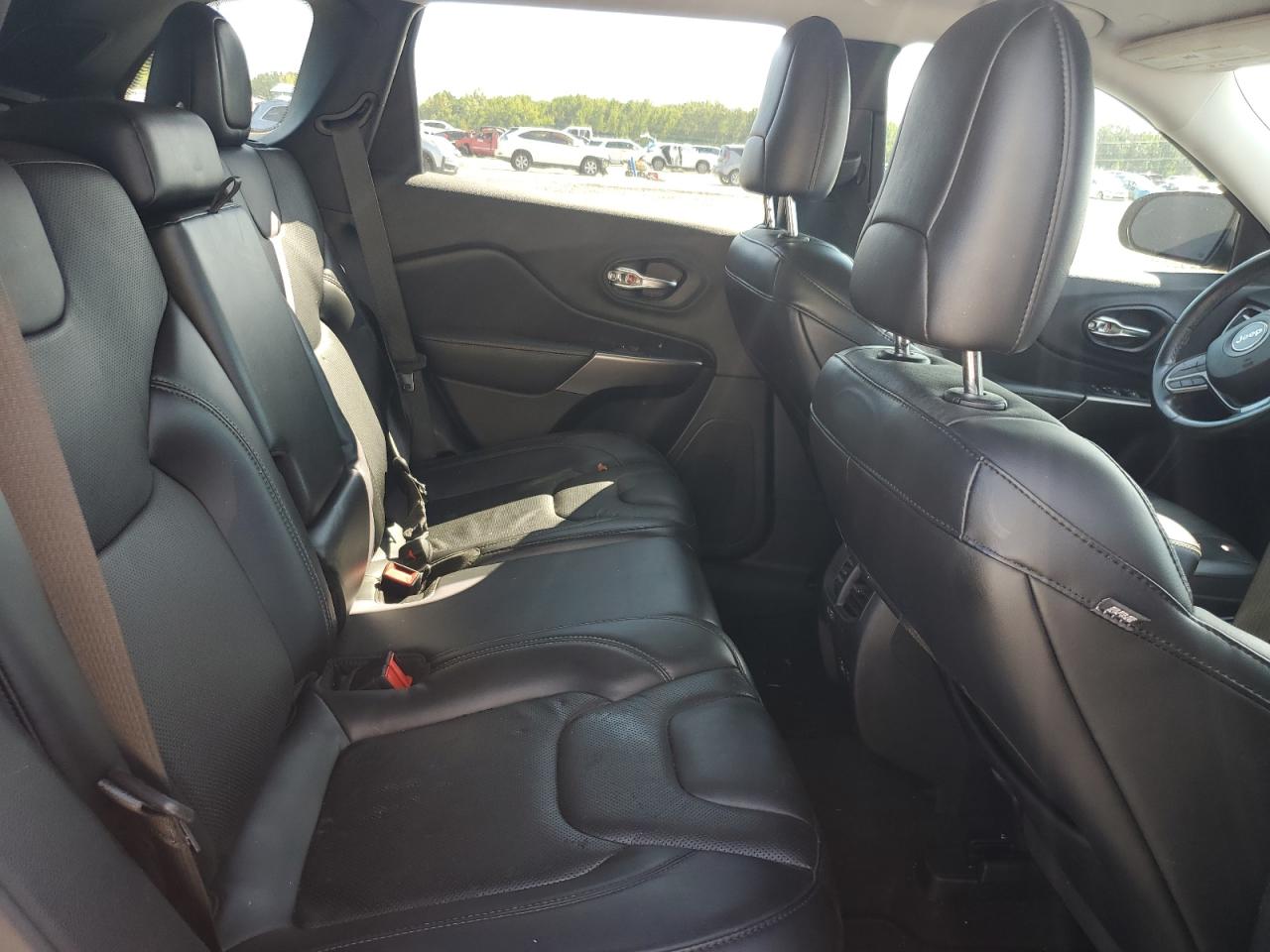 2021 Jeep Cherokee Latitude Lux VIN: 1C4PJLMX8MD120566 Lot: 81389095