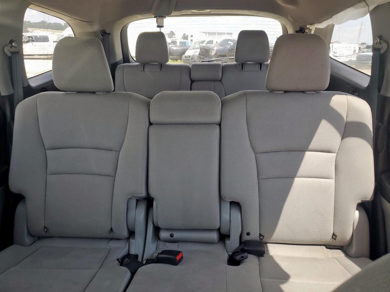 2017 Honda Pilot Lx VIN: 5FNYF5H19HB044894 Lot: 71323745