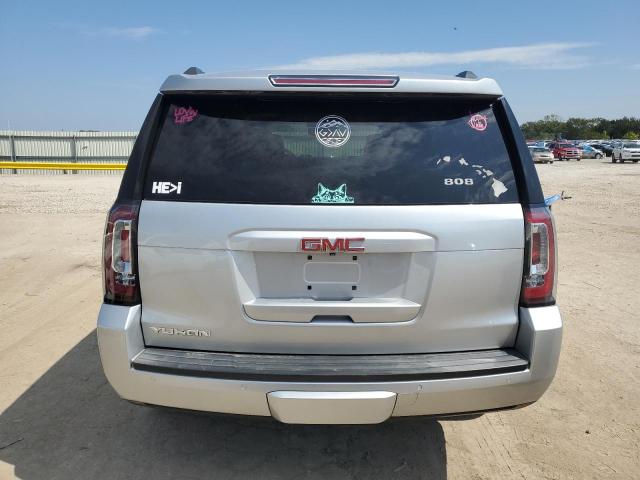  GMC YUKON 2017 Srebrny