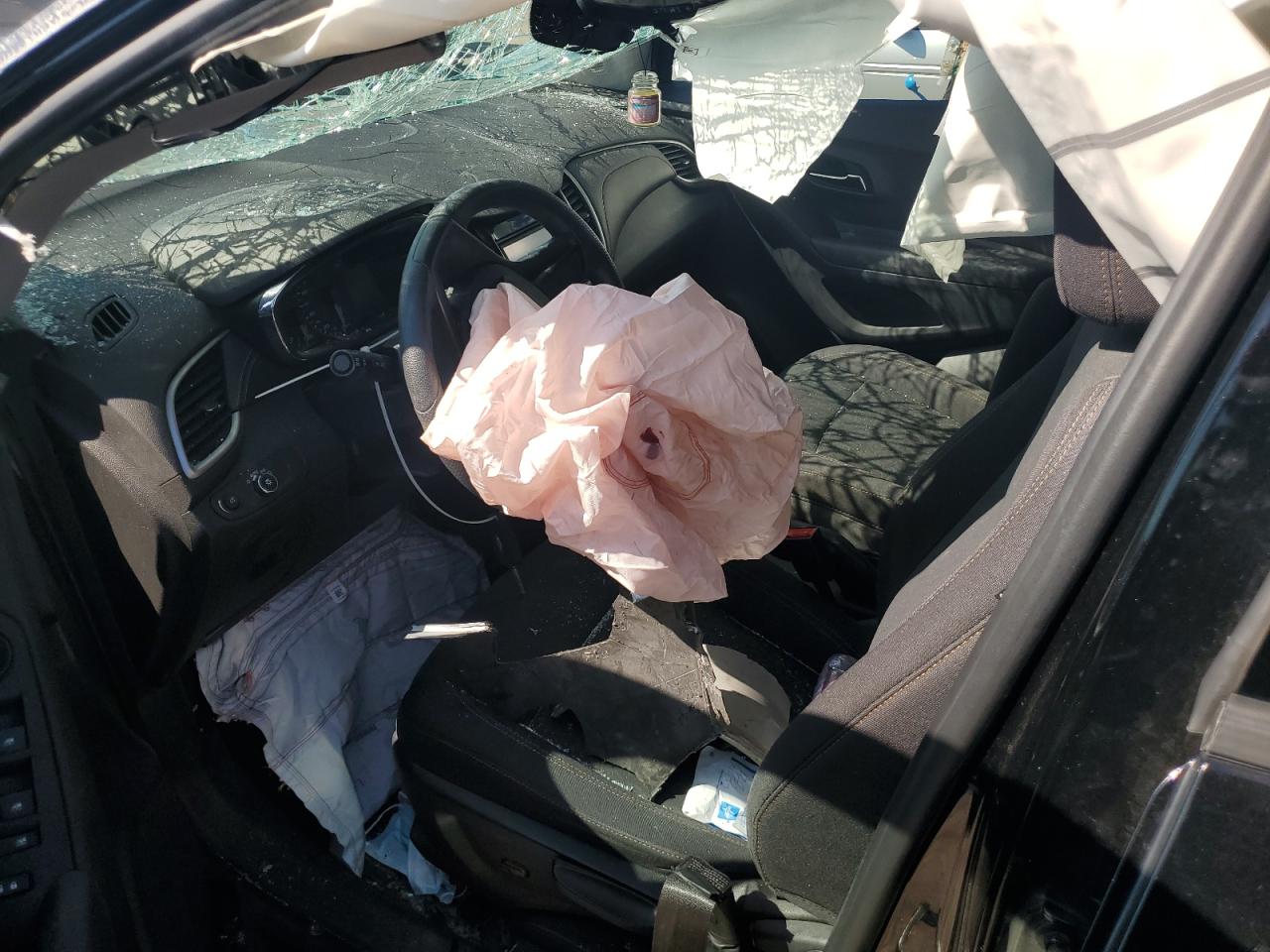 2020 Chevrolet Trax Ls VIN: 3GNCJKSB0LL135692 Lot: 84455385