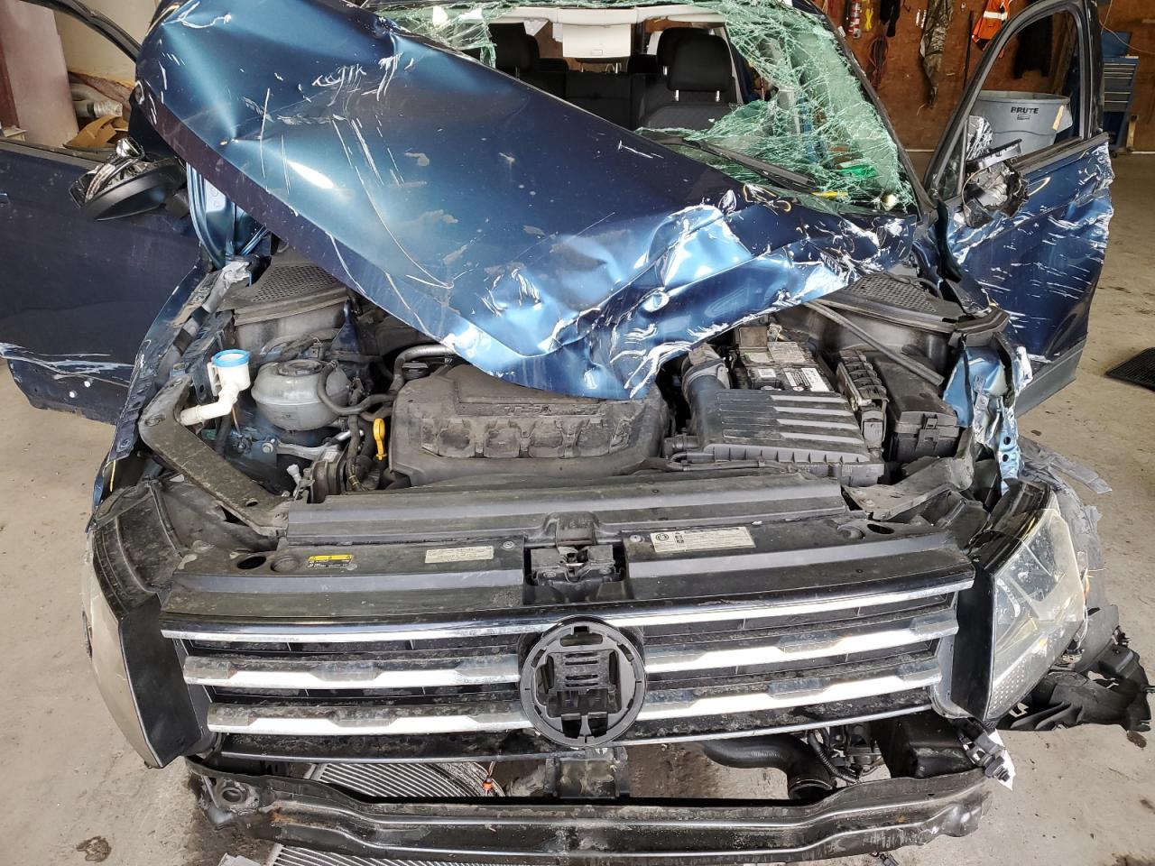 2018 Volkswagen Tiguan S VIN: 3VV1B7AX6JM050422 Lot: 80963635
