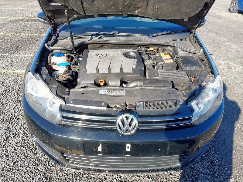 2011 VOLKSWAGEN GOLF MATCH