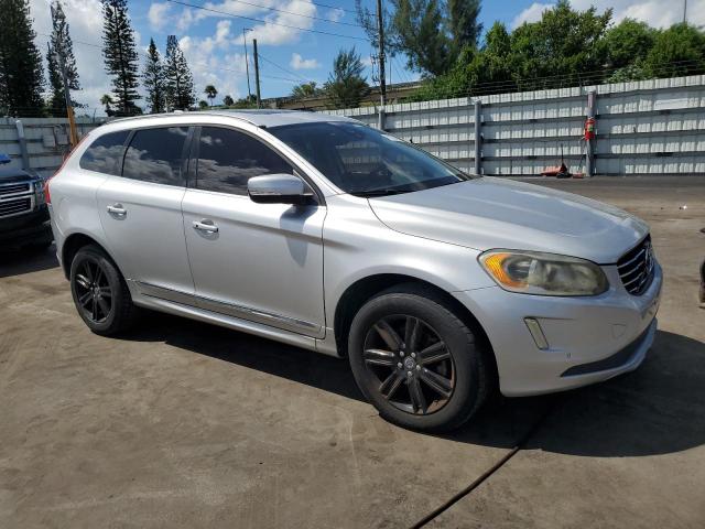 Паркетники VOLVO XC60 2017 Серебристый