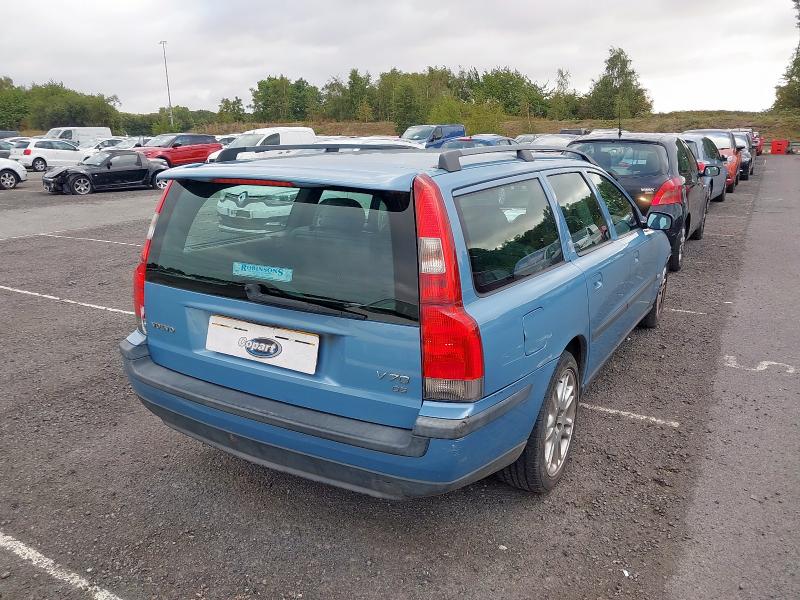 2003 VOLVO V70 D5 SE