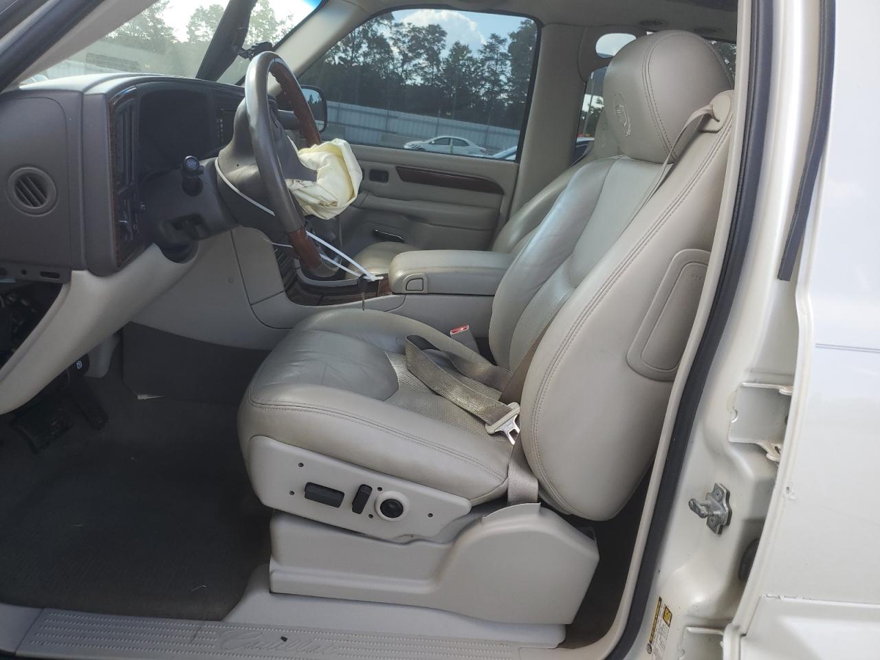 2004 Cadillac Escalade Luxury VIN: 1GYEK63N24R189742 Lot: 80224225