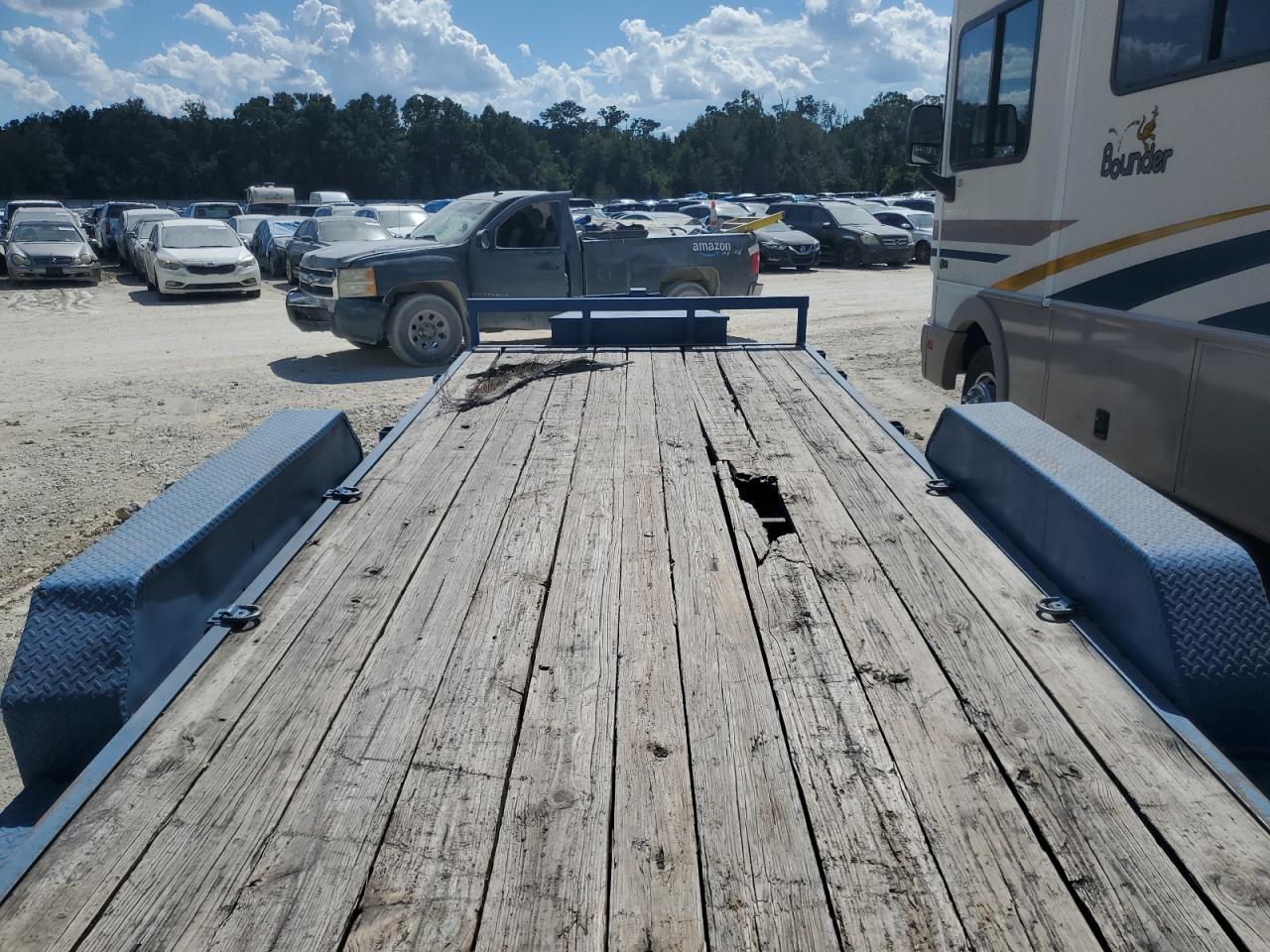 2021 Caliber Eeh720Fl Equipment Trailer VIN: 57BEM7203M1045513 Lot: 81513825