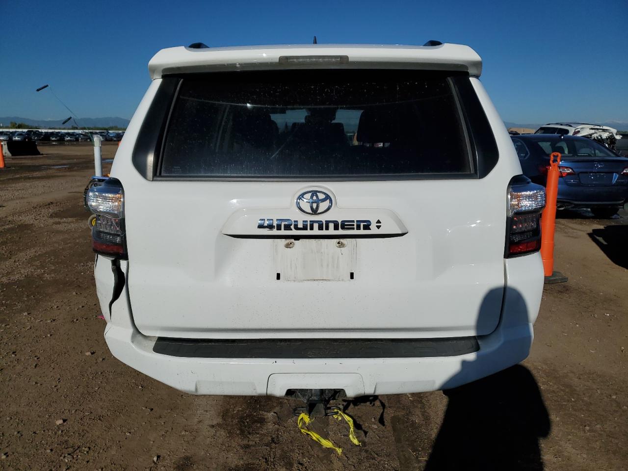 2022 Toyota 4Runner Sr5/Sr5 Premium VIN: JTENU5JR6N6059932 Lot: 84250875
