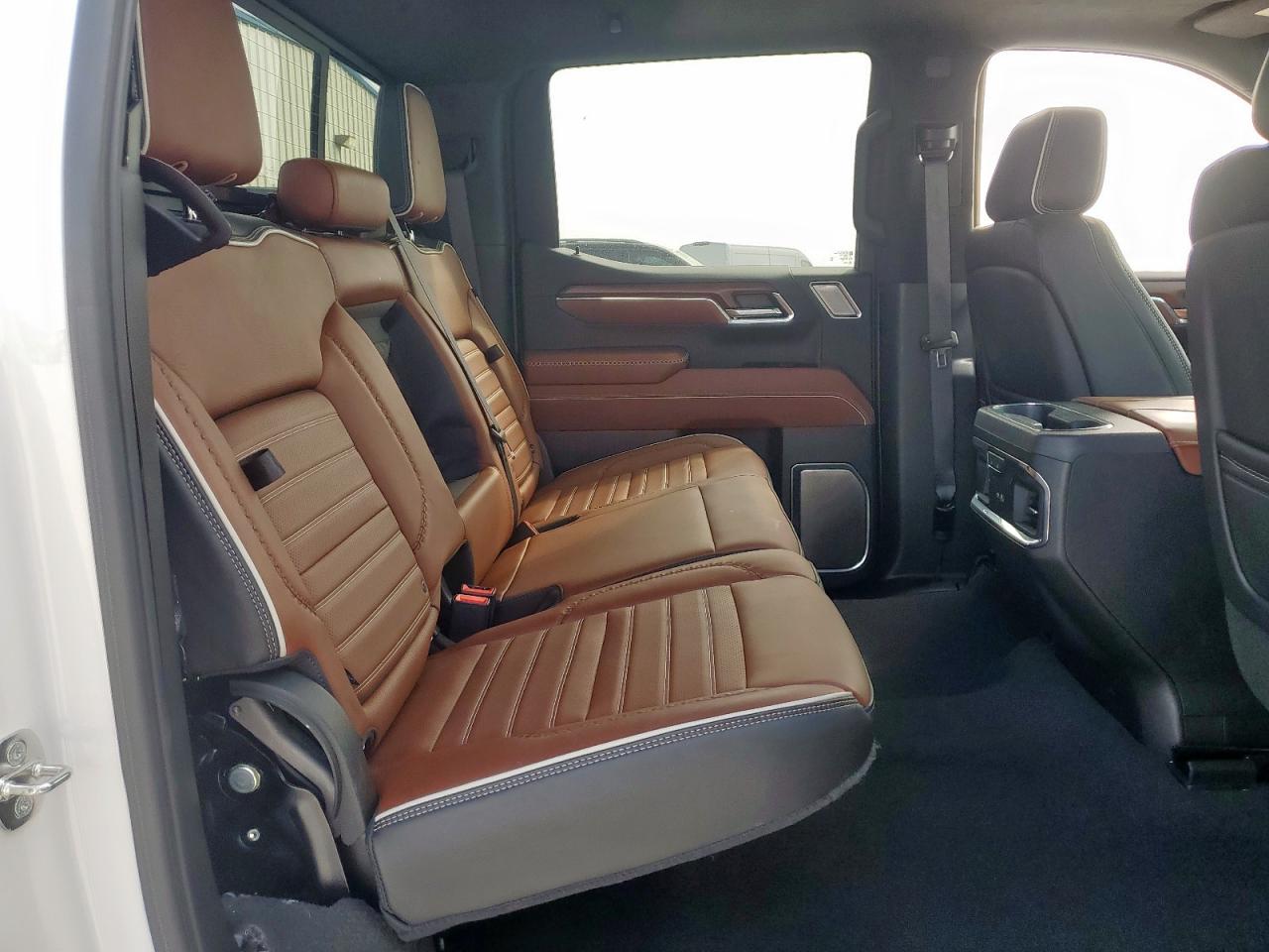 2024 GMC Sierra K1500 Denali Ultimate VIN: 1GTUUHELXRZ108013 Lot: 84579255