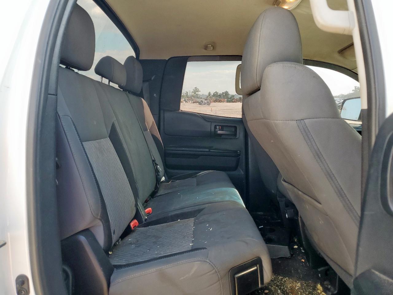 2017 Toyota Tundra Double Cab Sr VIN: 5TFRM5F10HX111112 Lot: 84608465