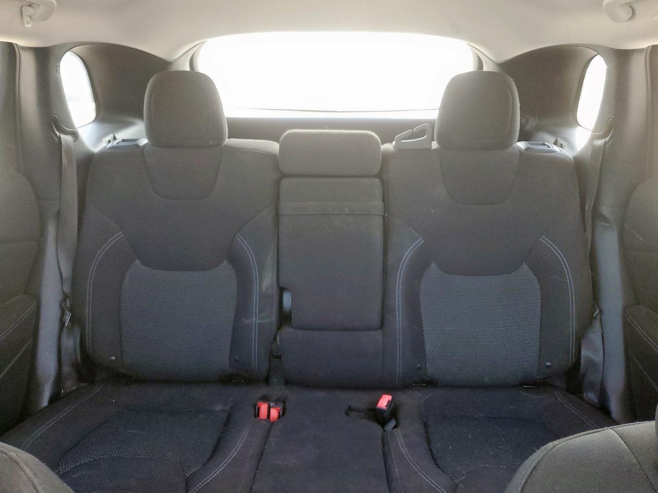 2019 Jeep Cherokee Latitude VIN: 1C4PJLCB5KD247469 Lot: 81076825