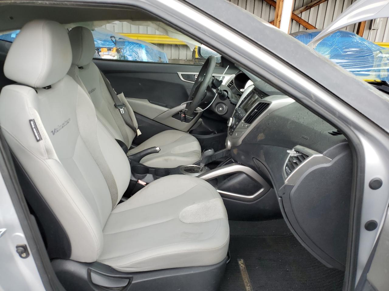 2012 Hyundai Veloster VIN: KMHTC6AD2CU037519 Lot: 80503995