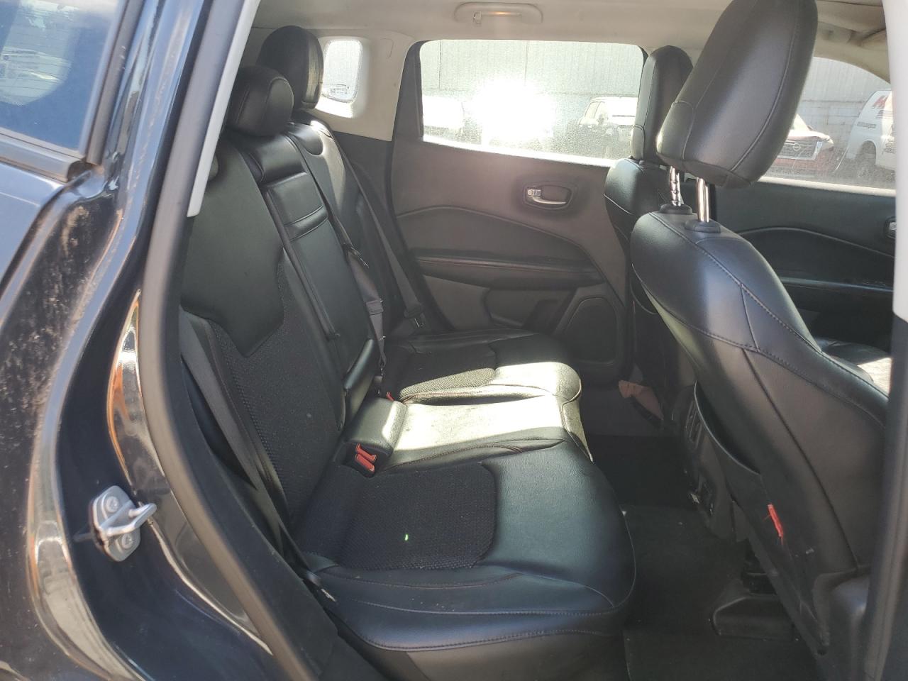 2017 Jeep Compass Trailhawk VIN: 3C4NJDDB5HT659521 Lot: 81015705