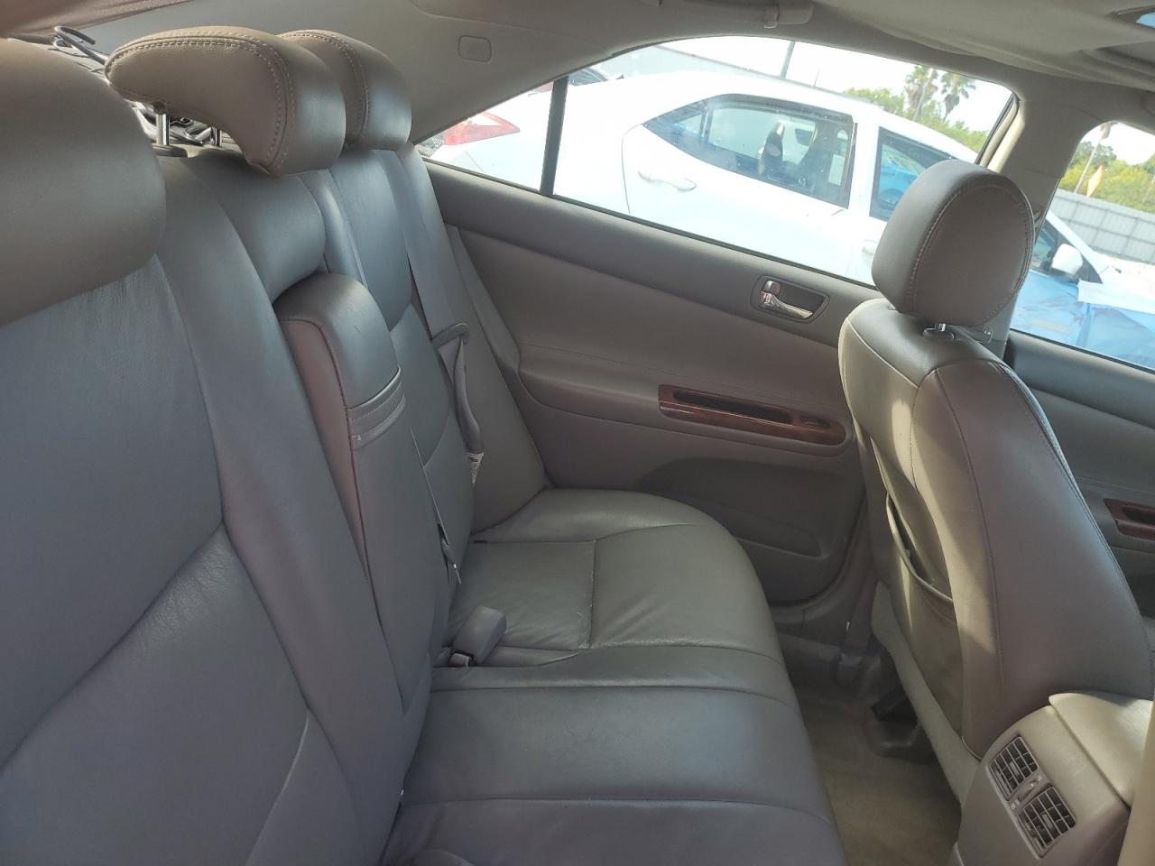 2005 Toyota Camry Le VIN: 4T1BE30K25U027113 Lot: 84289645