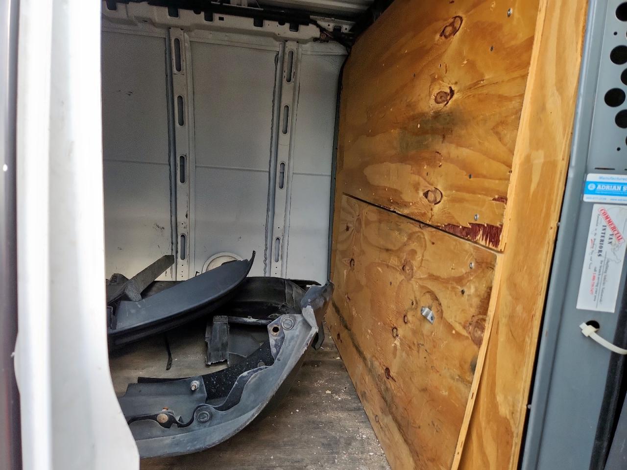 2017 Chevrolet Express G2500 VIN: 1GCWGAFF6H1127672 Lot: 81306485