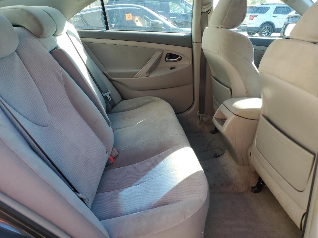 2010 Toyota Camry Base VIN: 4T1BF3EKXAU056973 Lot: 71818495