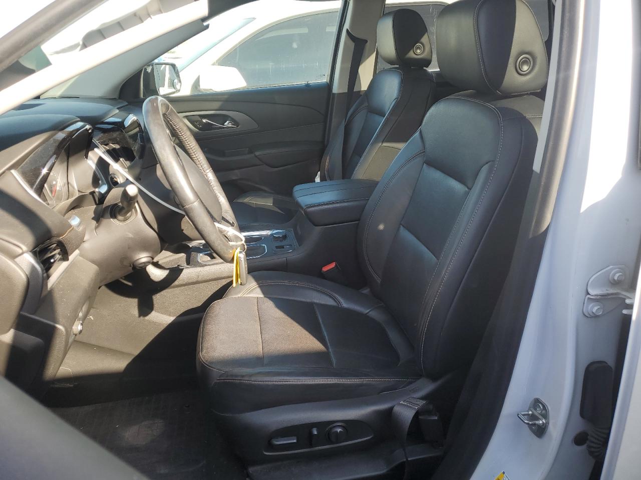 2019 Chevrolet Traverse Premier VIN: 1GNEVKKW1KJ210082 Lot: 84362025