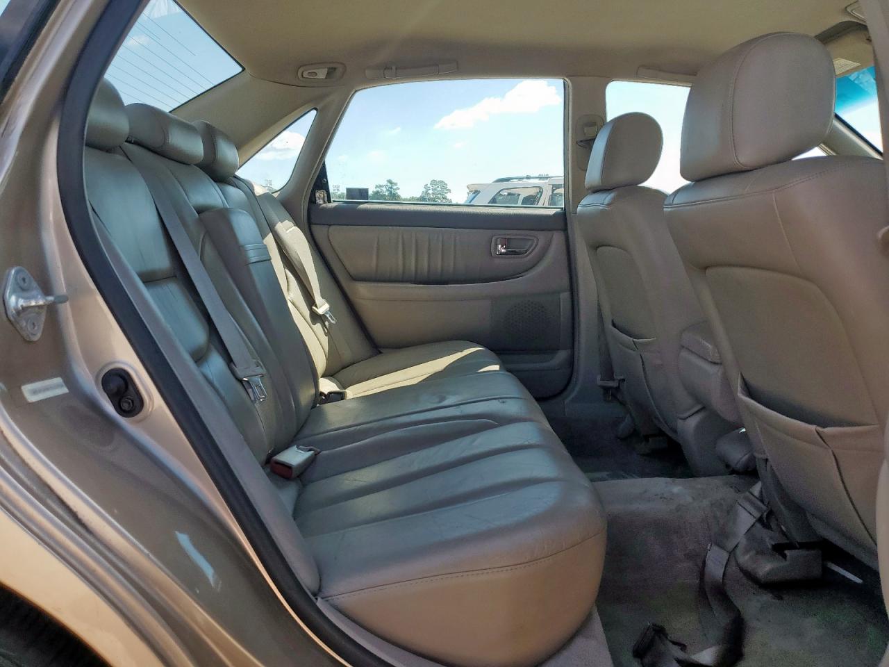 2000 Toyota Avalon Xl VIN: 4T1BF28B6YU113508 Lot: 83828555