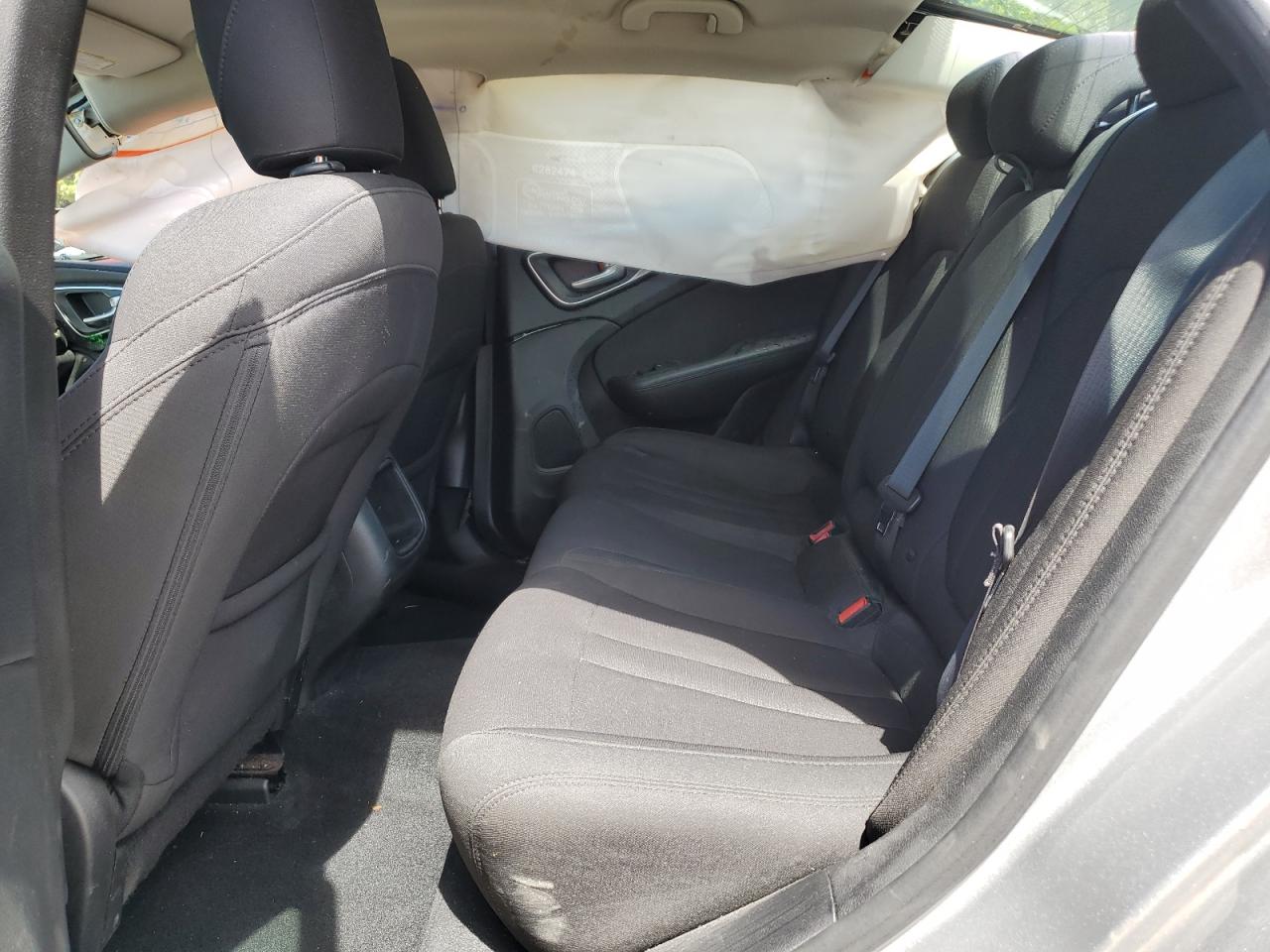 2015 Chrysler 200 Limited VIN: 1C3CCCAB2FN738355 Lot: 80021795