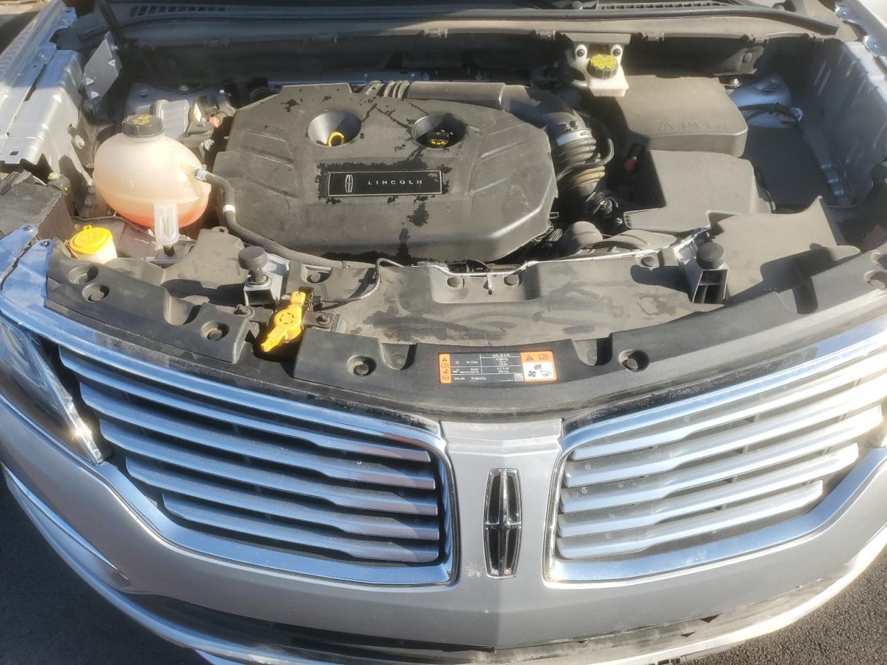 2018 Lincoln Mkc Select VIN: 5LMCJ2C93JUL30928 Lot: 71500855