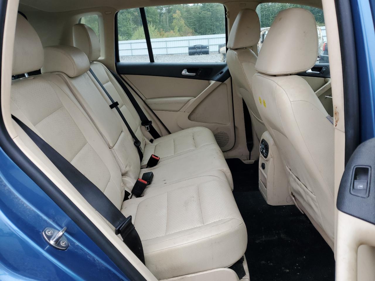 2017 Volkswagen Tiguan S VIN: WVGBV7AX3HW504156 Lot: 82128725