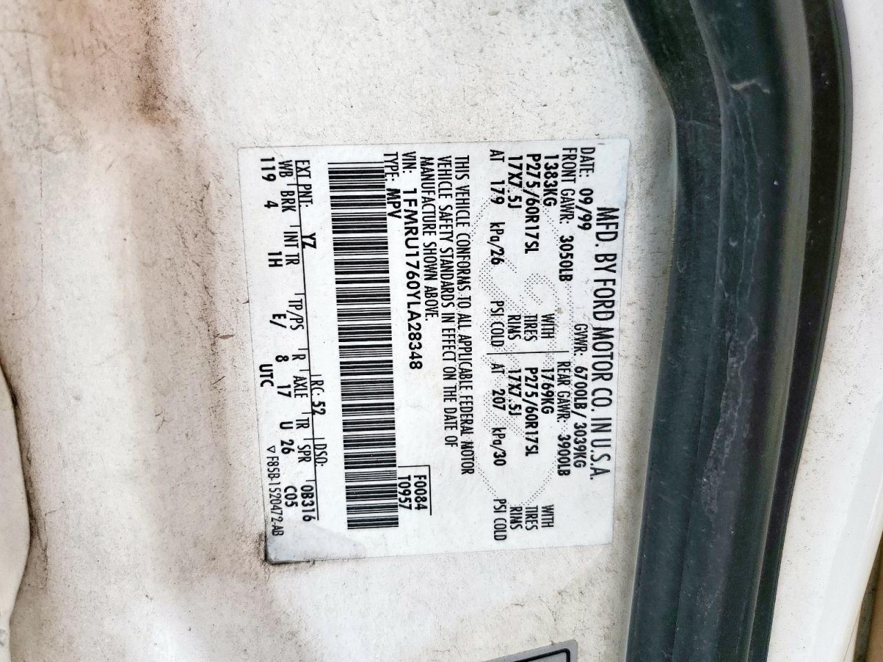 2000 Ford Expedition Eddie Bauer VIN: 1FMRU1760YLA28348 Lot: 81098665