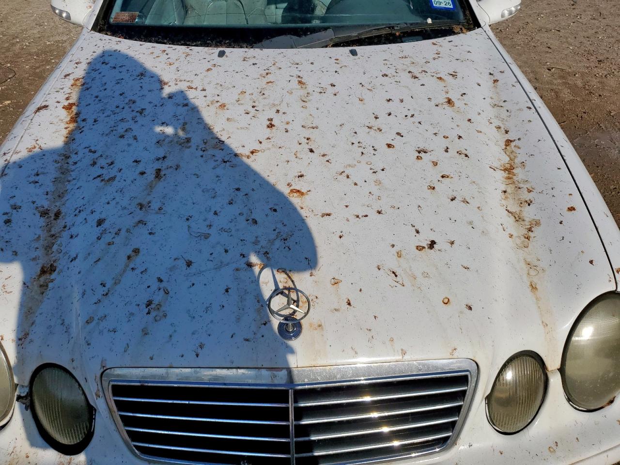 2000 Mercedes-Benz Clk 430 VIN: WDBLJ70GXYF127281 Lot: 82143305