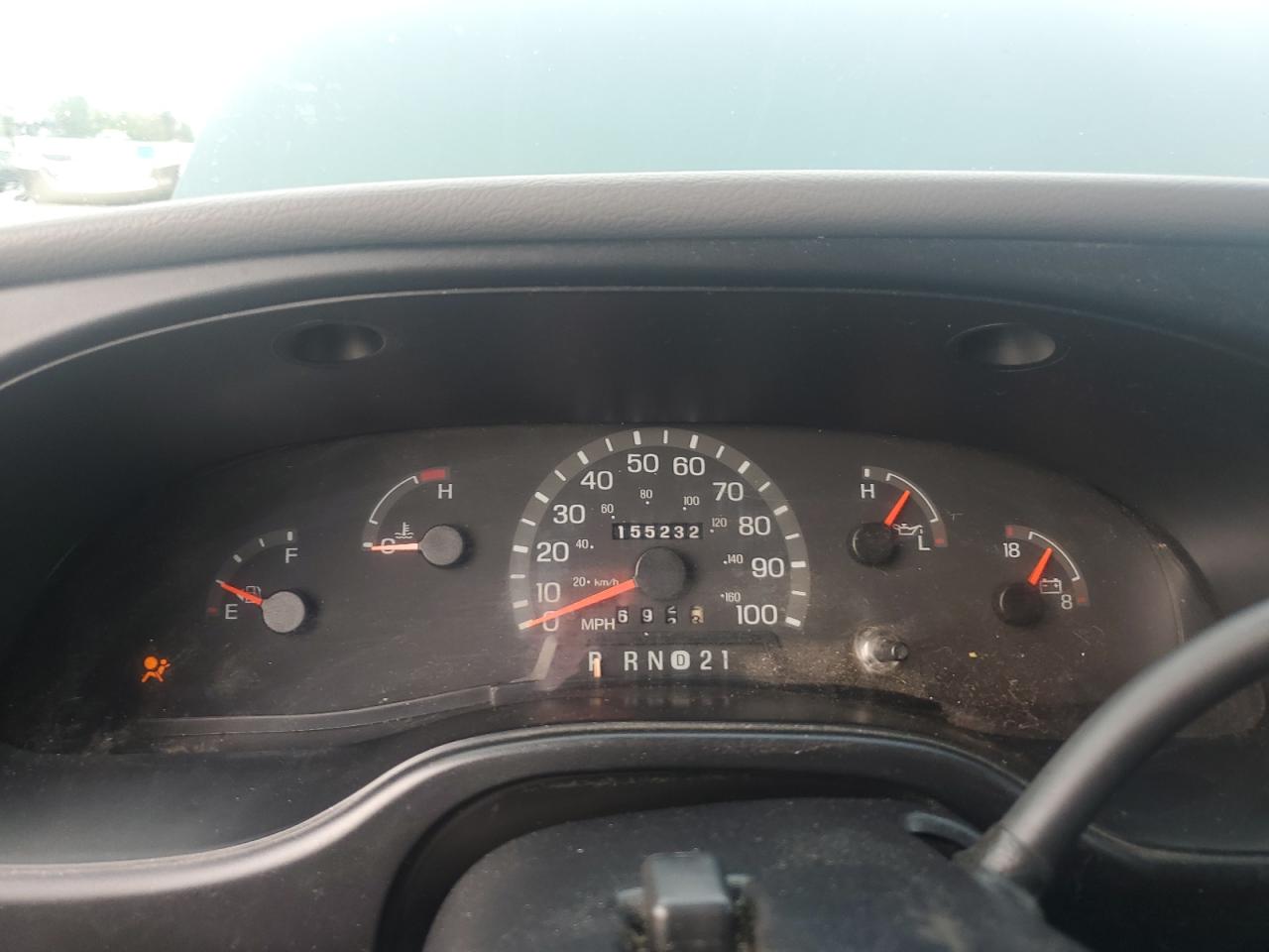 2000 Ford Econoline E150 Wagon VIN: 1FMRE11L3YHB60731 Lot: 84413255