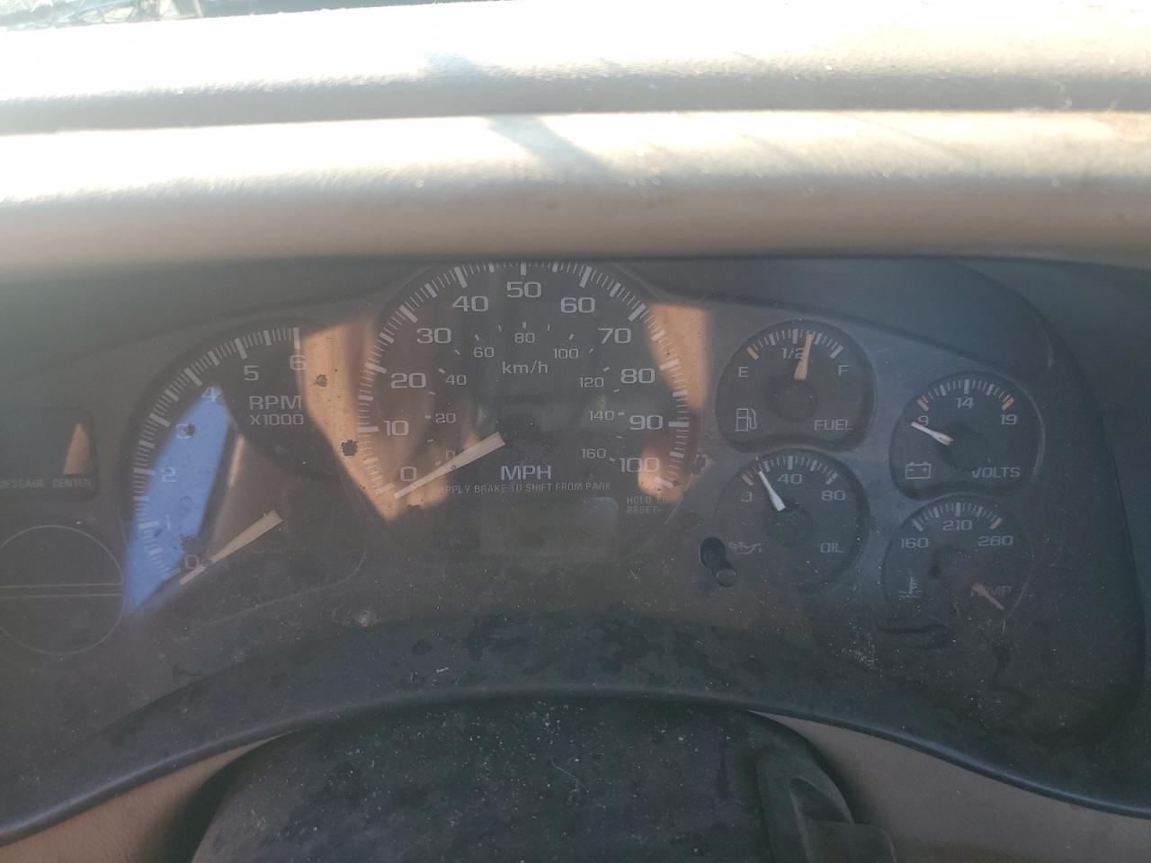 2002 GMC New Sierra C1500 VIN: 2GTEC19T921216145 Lot: 71044485