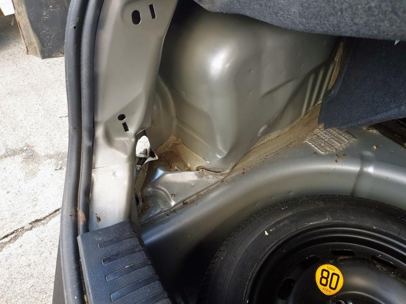 2004 FORD FIESTA ZETEC