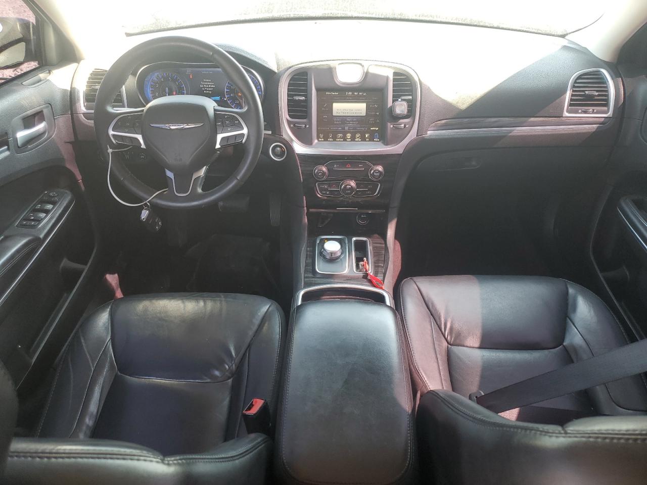 2016 Chrysler 300 Limited VIN: 2C3CCAAG8GH269878 Lot: 80586405