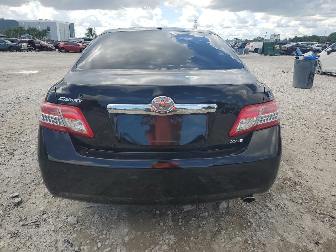 2011 Toyota Camry Base VIN: 4T1BF3EK1BU167736 Lot: 81377865