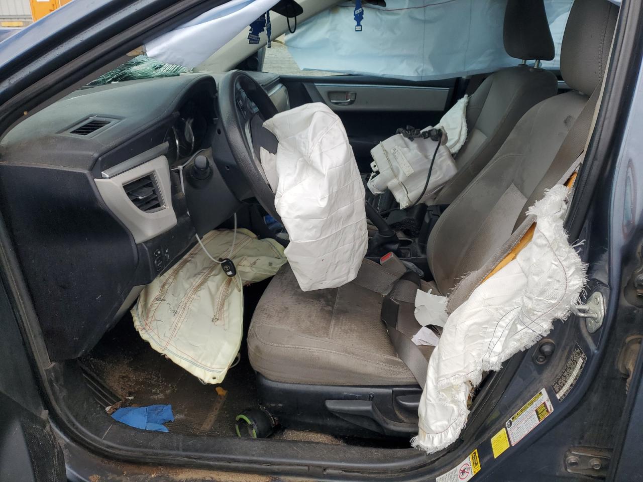 2015 Toyota Corolla L VIN: 2T1BURHE2FC404577 Lot: 84016165