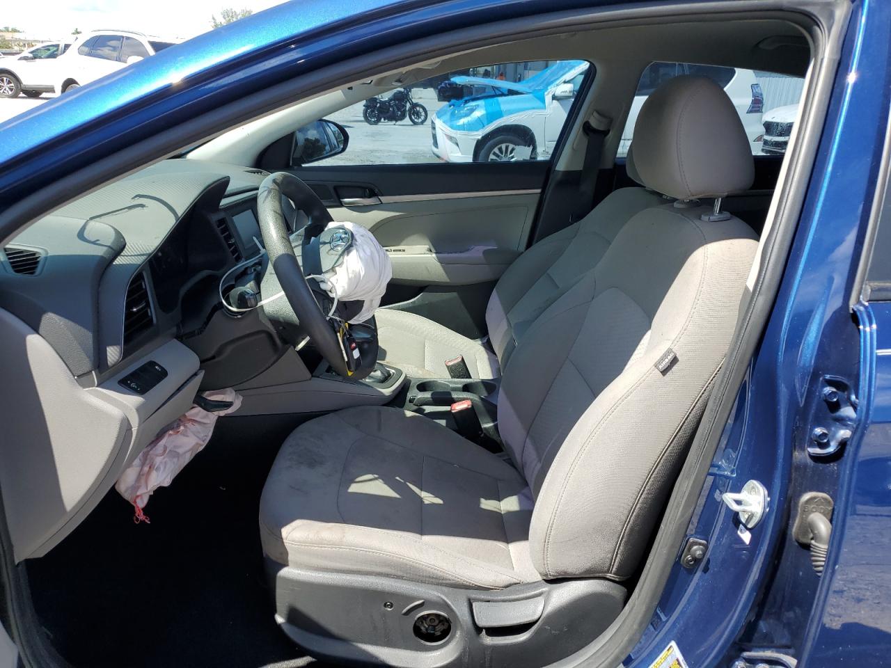 2019 Hyundai Elantra Se VIN: 5NPD74LF0KH449253 Lot: 71093765