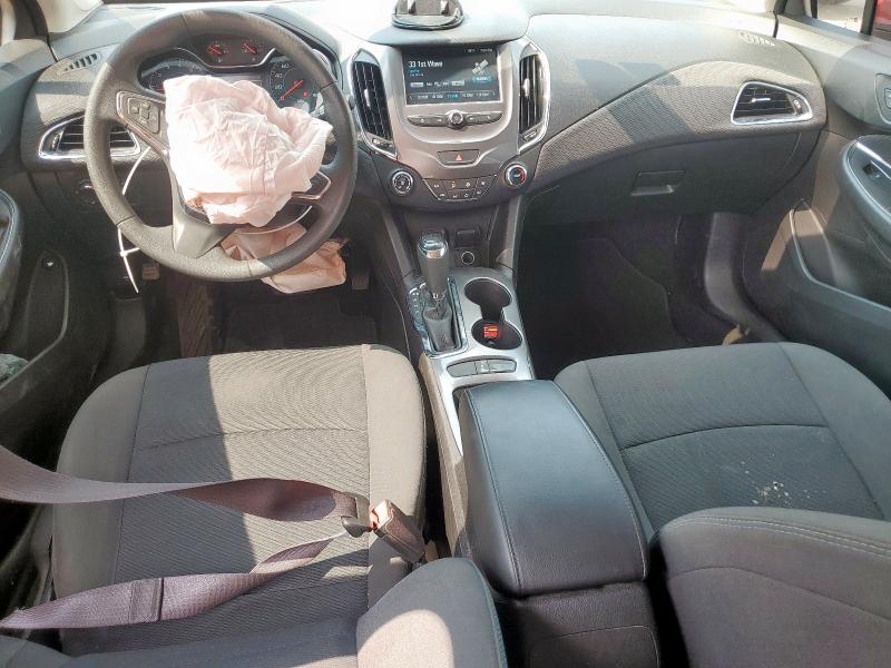  CHEVROLET CRUZE 2017 Czerwony