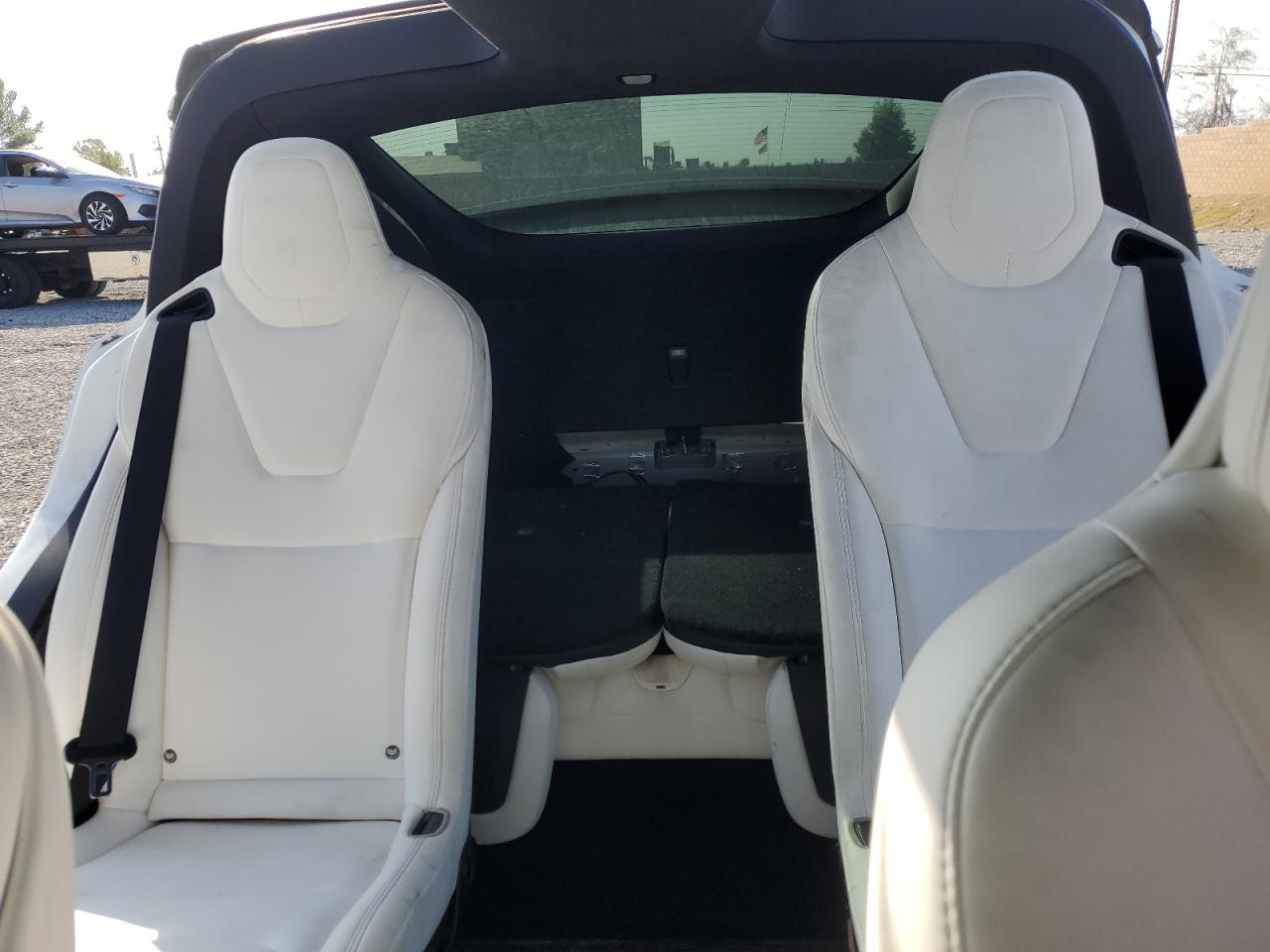 2018 Tesla Model X VIN: 5YJXCBE20JF129810 Lot: 84007445