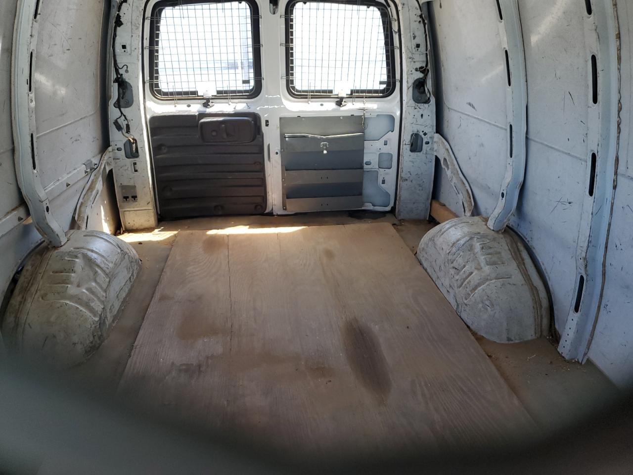 2006 Chevrolet Express G1500 VIN: 1GCFG15X861178565 Lot: 70487165