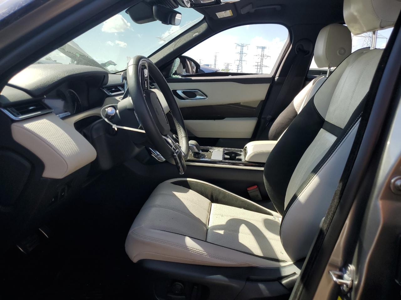 2022 Land Rover Range Rover Velar R-Dynamic S VIN: SALYT2EX3NA341933 Lot: 68921445