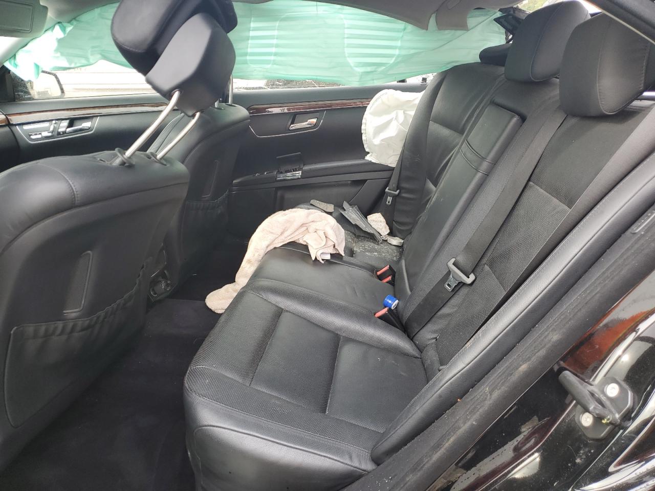 2010 Mercedes-Benz S 400 VIN: WDDNG9FB0AA300590 Lot: 82142385