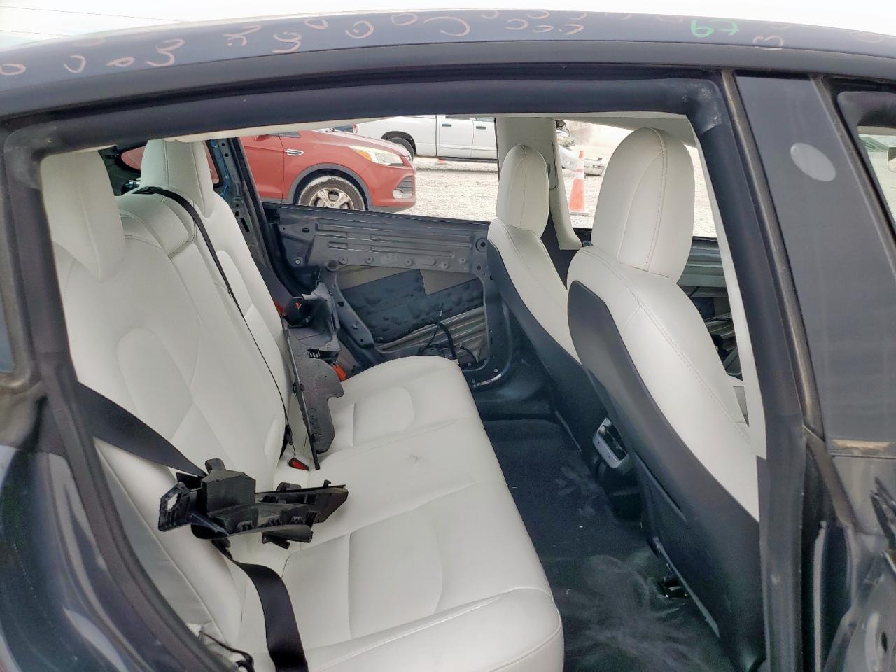 2022 Tesla Model 3 VIN: 5YJ3E1EB0NF263810 Lot: 84364025