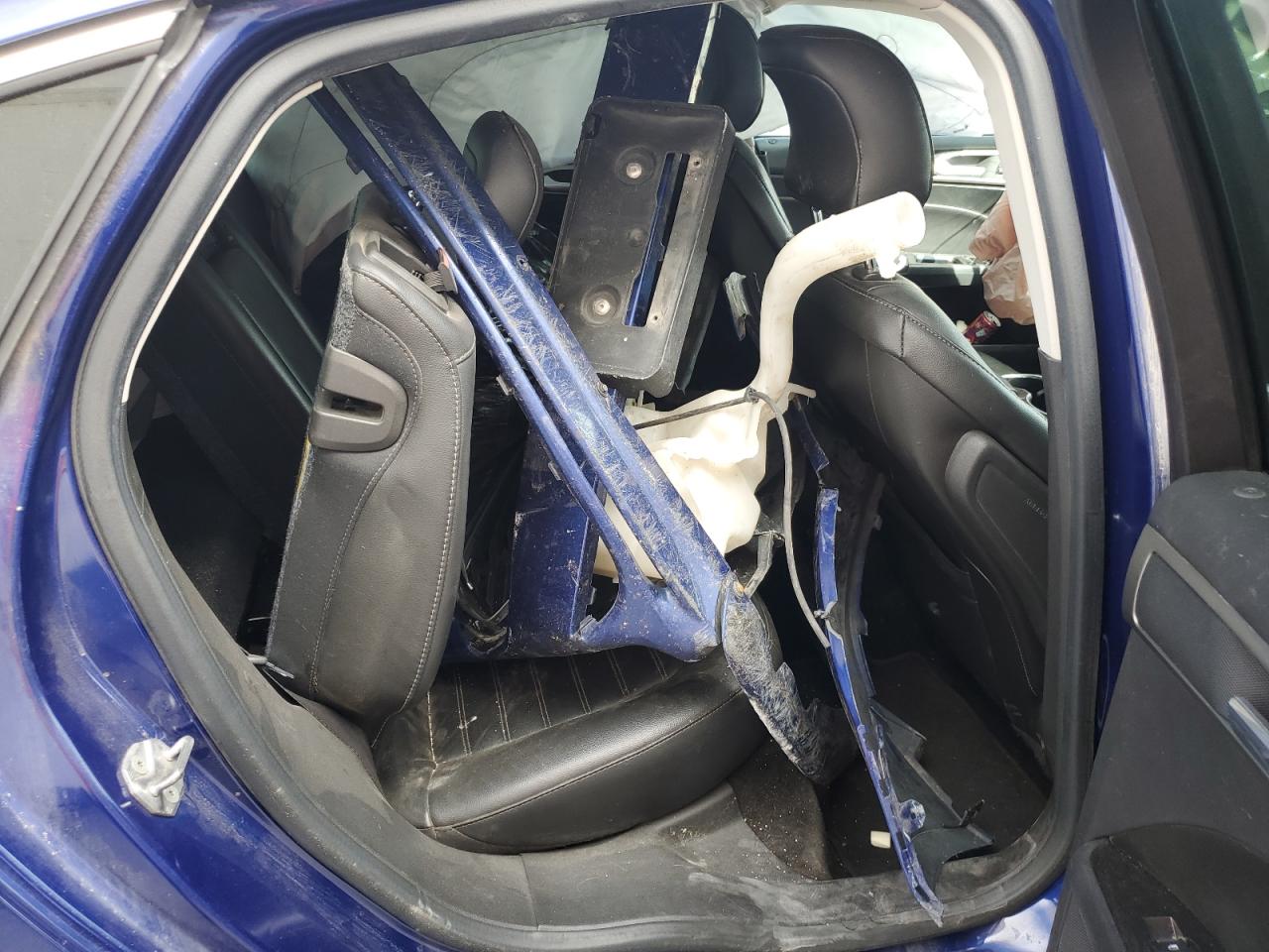 2015 Ford Fusion Se Hybrid VIN: 3FA6P0LU9FR182851 Lot: 71644315