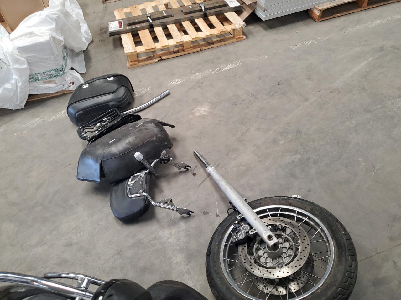 1998 BMW R1200 C VIN: WB10434A4WZA61901 Lot: 71251775