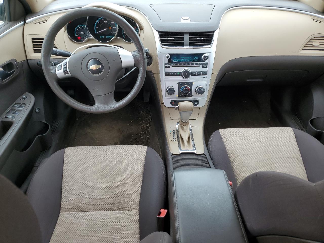 2010 Chevrolet Malibu Ls VIN: 1G1ZB5EB1AF102522 Lot: 81740685