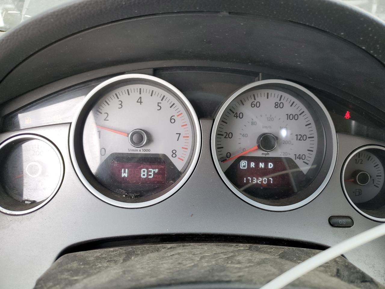 2011 Volkswagen Routan Se VIN: 2V4RW3DG3BR670476 Lot: 71908425