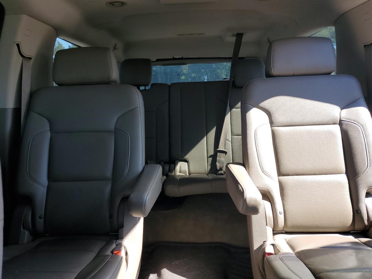2015 Chevrolet Suburban K1500 Ltz VIN: 1GNSKKKC1FR180316 Lot: 71092295