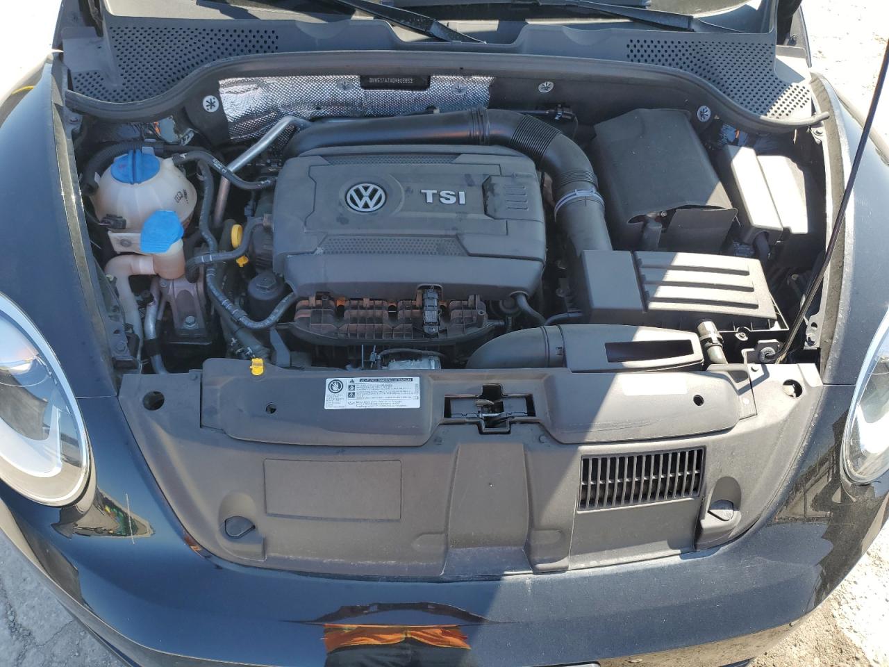 2016 Volkswagen Beetle S/Se VIN: 3VW517ATXGM805853 Lot: 71562665