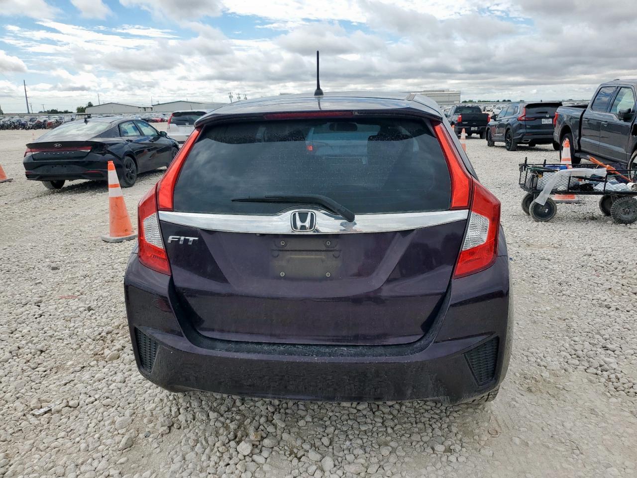 2015 Honda Fit Ex VIN: 3HGGK5G89FM777706 Lot: 81619015