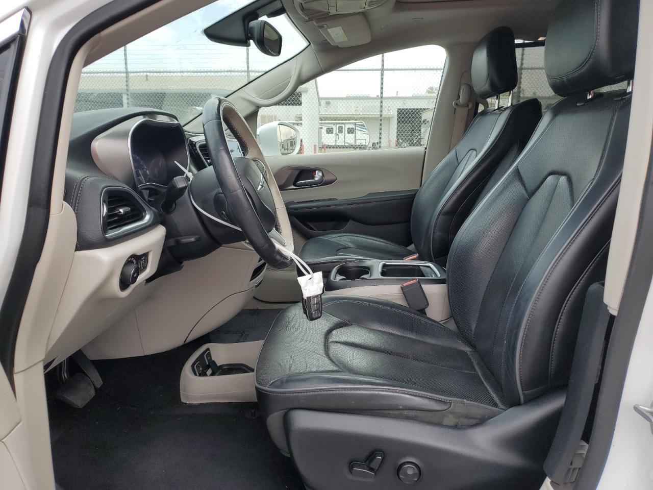 2018 Chrysler Pacifica Limited VIN: 2C4RC1GG6JR320759 Lot: 81245235