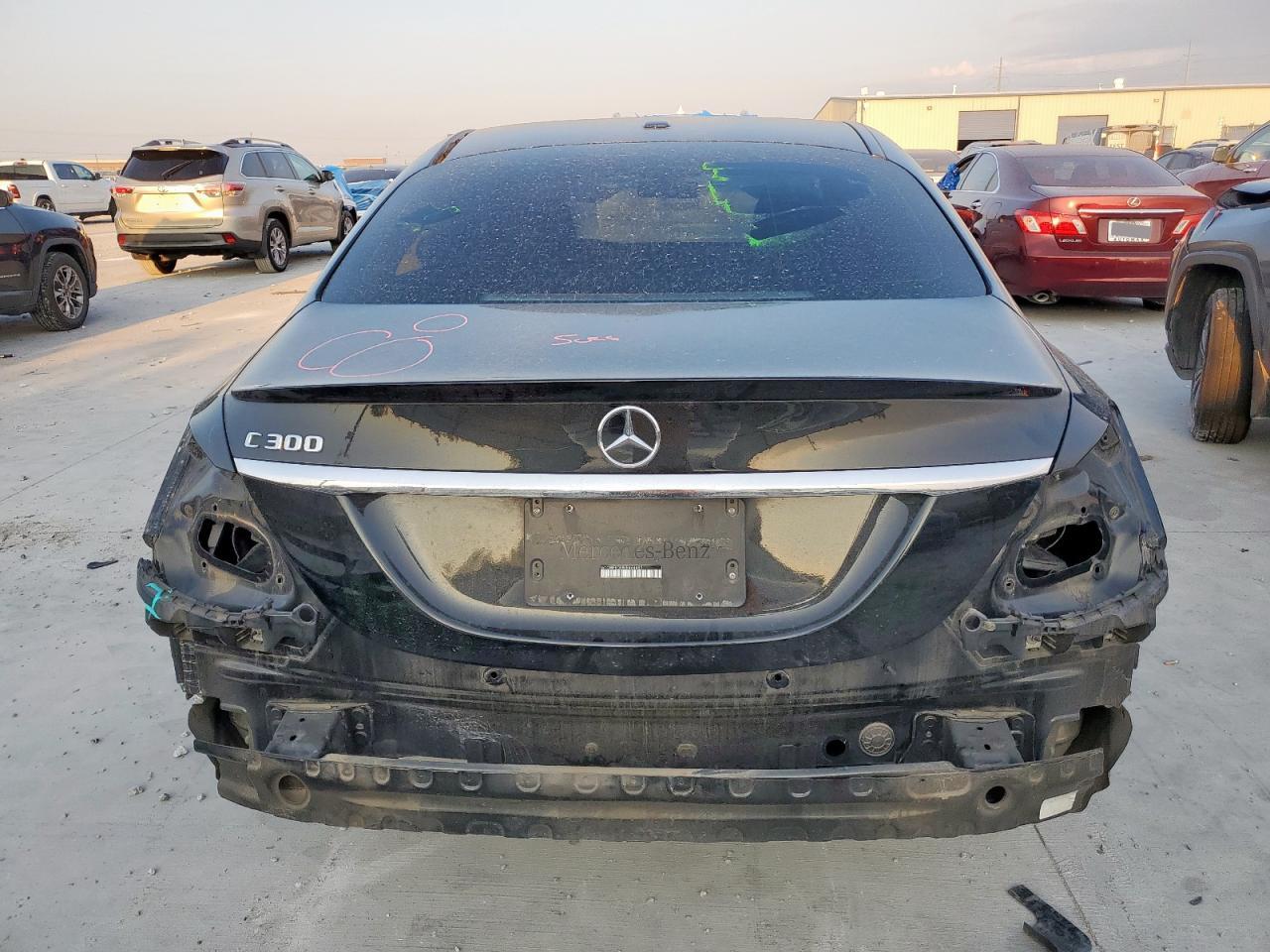 2019 Mercedes-Benz C 300 VIN: WDDWF8DB8KR464483 Lot: 81133965