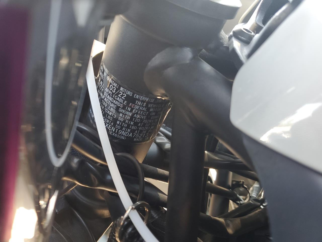 2022 Kawasaki Ex650 N VIN: ML5EXEN19NDA75213 Lot: 72070225