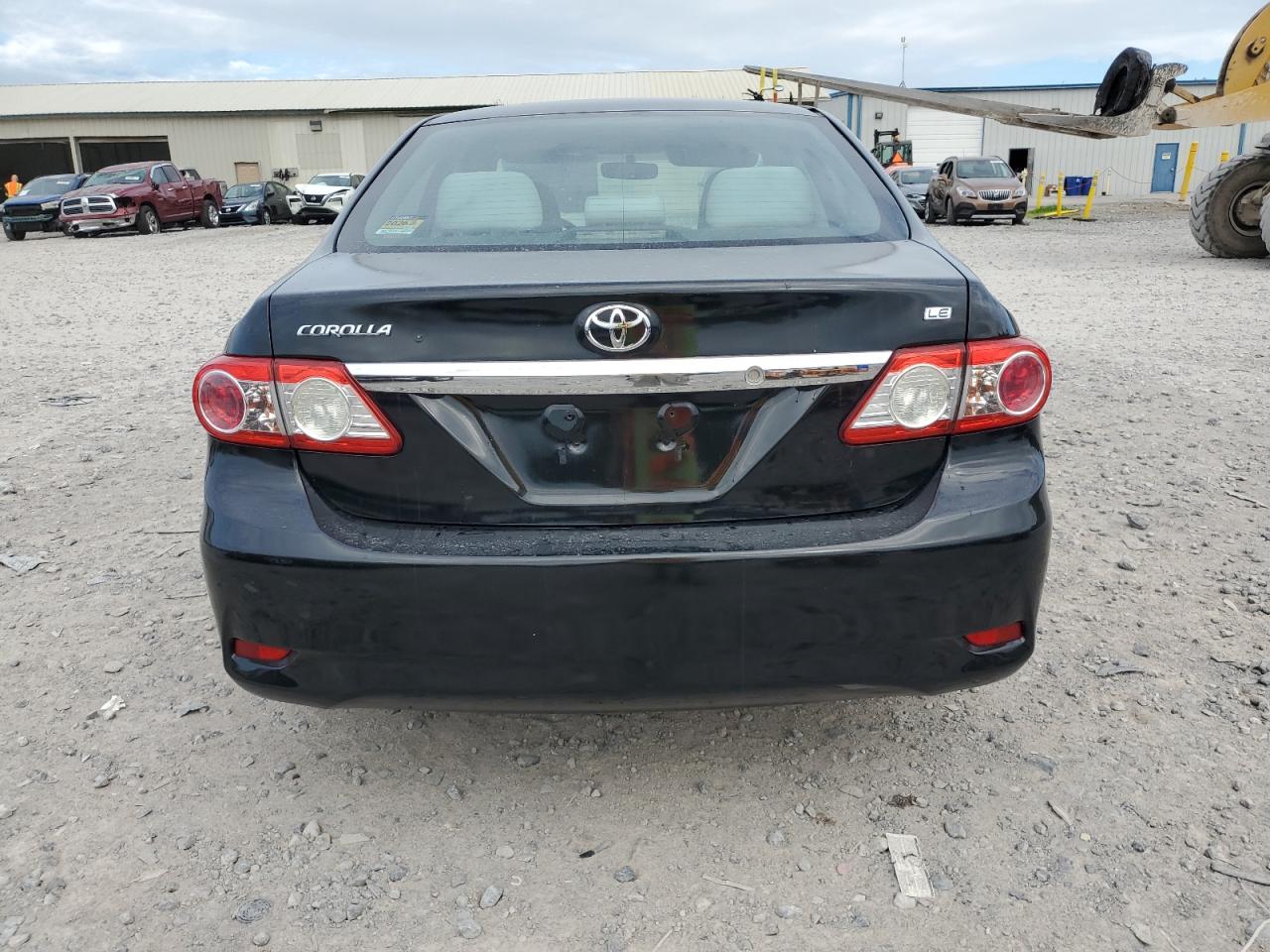 2011 Toyota Corolla Base VIN: 2T1BU4EE4BC685699 Lot: 81880995